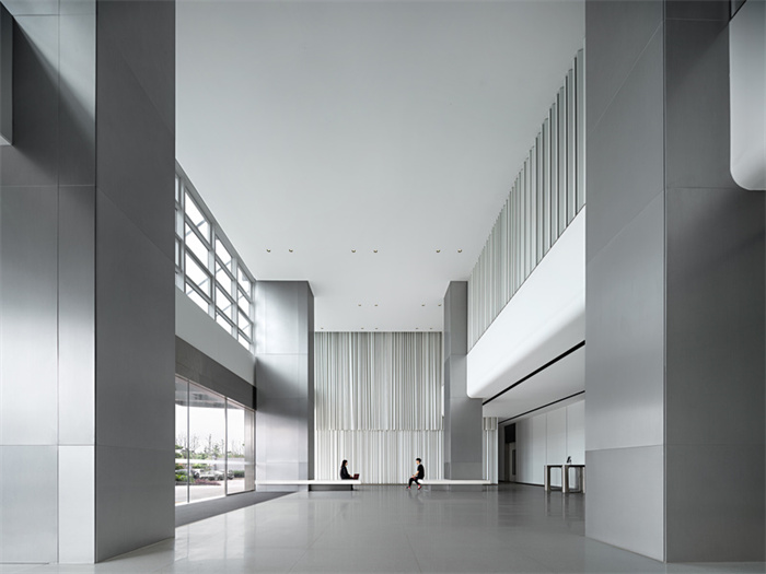 超有设计感的办公楼一楼大堂设计